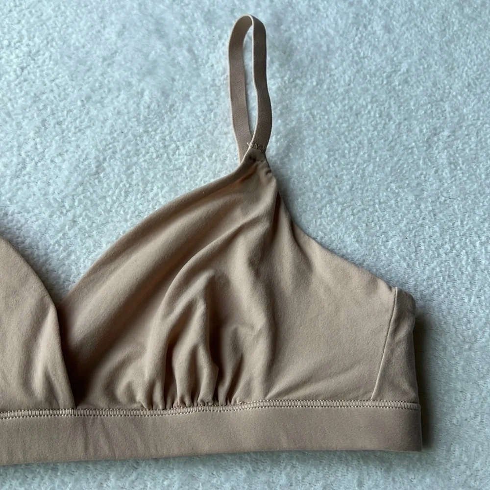 SKIMS Fits Everybody Crossover Bralette
